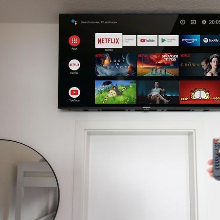 Hotel Ulm Zentrum - Komplettes Zimmer, Hochbett, Android Tv & Eigenem Bad - Perfekt Fuer Familien & Gruppen Exterior foto