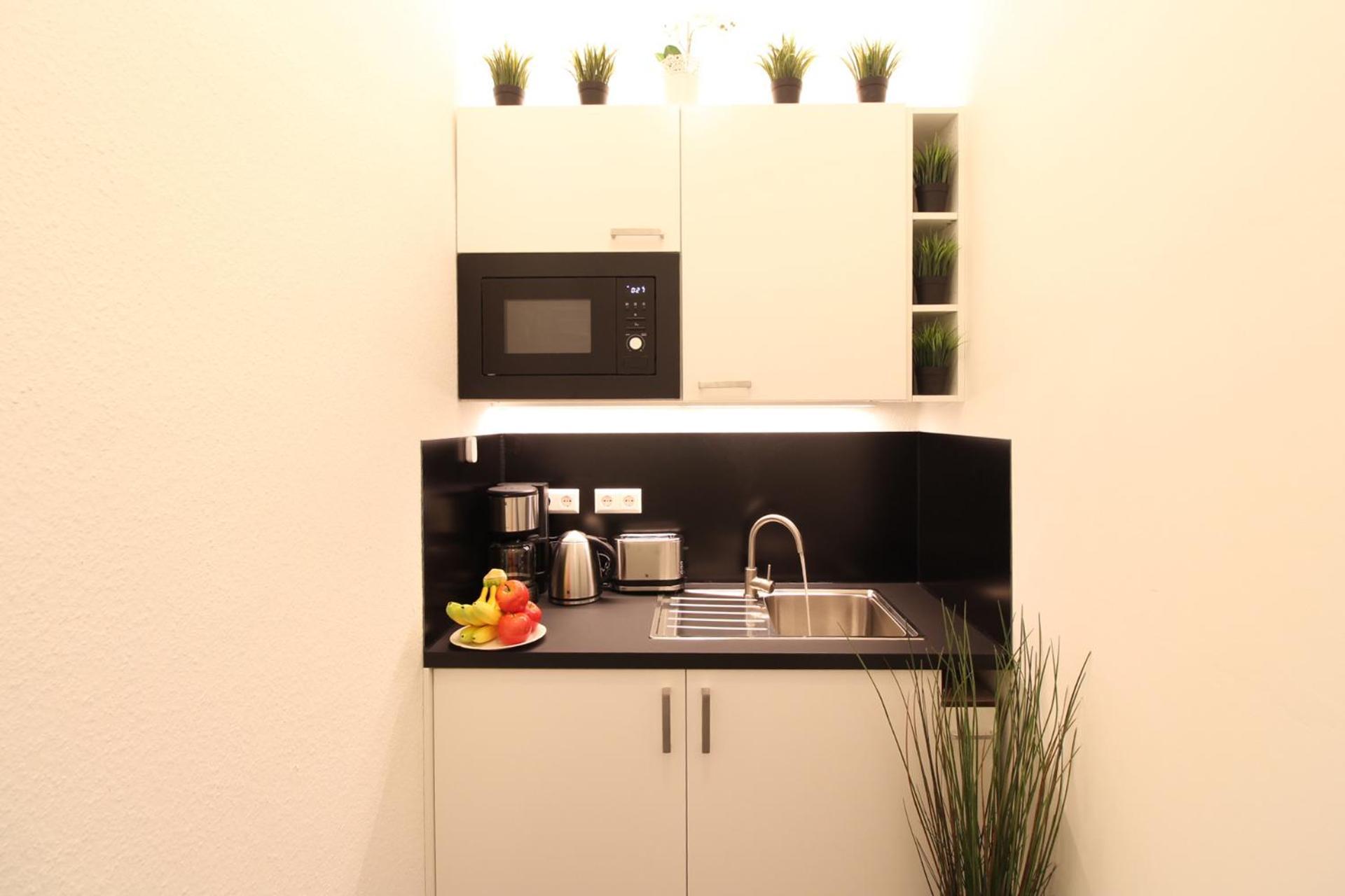 Hotel Ulm Zentrum - Komplettes Zimmer, Hochbett, Android Tv & Eigenem Bad - Perfekt Fuer Familien & Gruppen Exterior foto